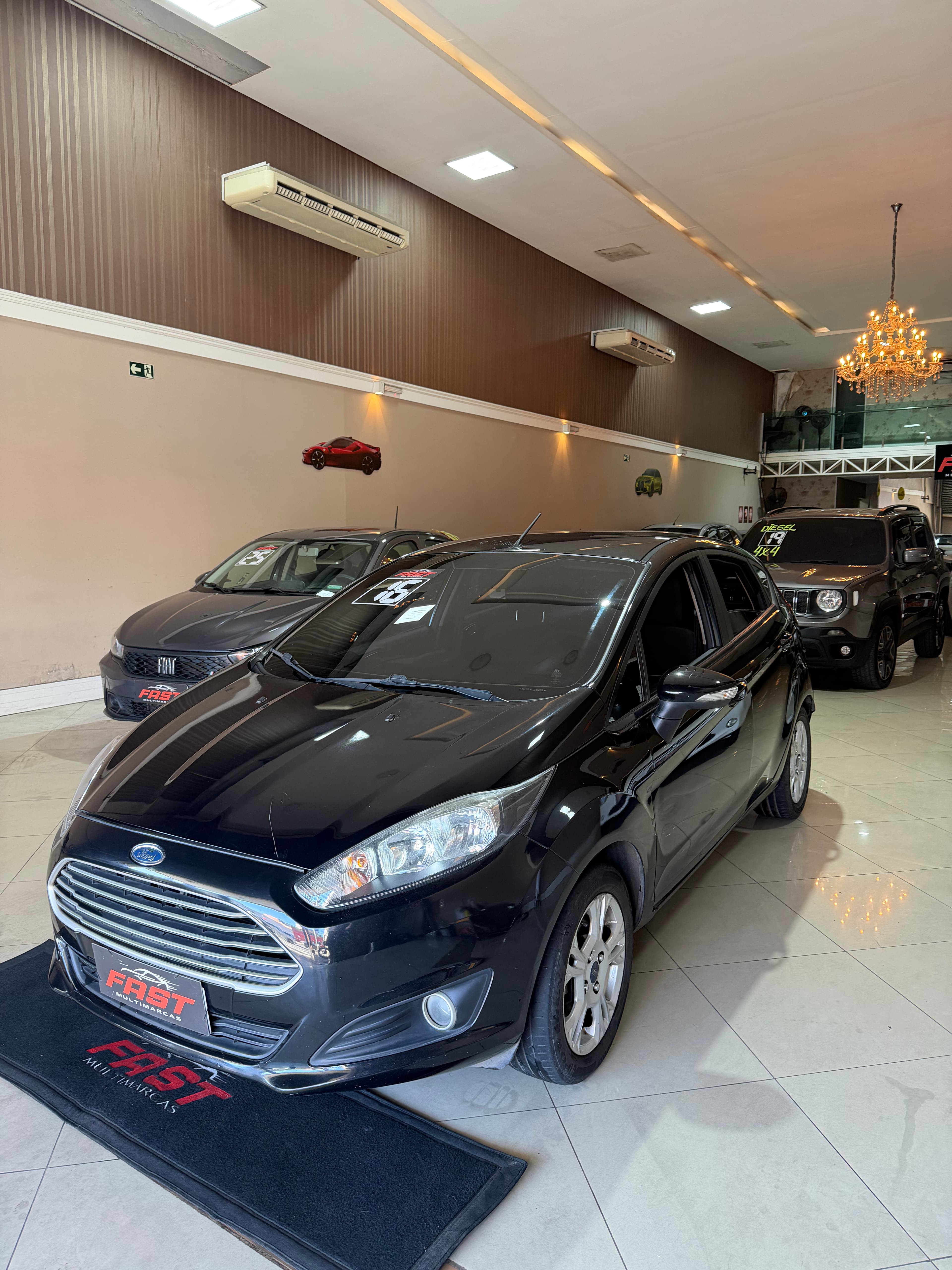FORD FIESTA HATCH 1.6 SE AUTOMATICO